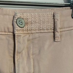 Pilcro and the Letterpress soft pink jeans by Anthropologie. Size 32/32